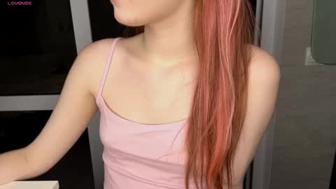 Molly online show from January 14, 5:21 pm