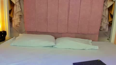 Mishell online show from February 12, 1:37 pm