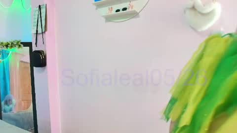 misofialeal online show from May 5, 6:46 pm
