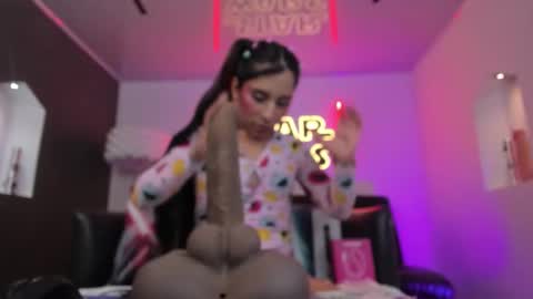 Allison online show from February 18, 11:10 am