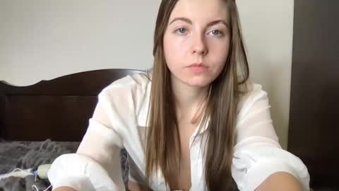 miss angel  online show from February 11, 8:01 pm