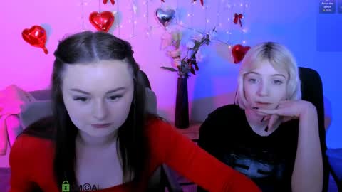 miss_courtney online show from April 5, 9:06 am