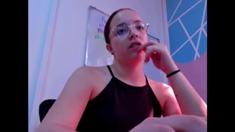 Miss Dior  online show from February 20, 2:52 pm