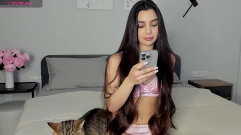 Emily online show from February 8, 11:08 pm