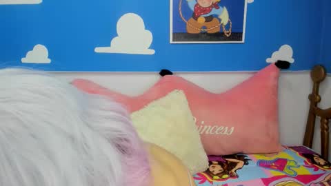 Evoleth online show from November 18, 11:02 am