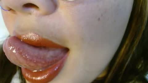 Miss Evoleth online show from November 18, 2:25 am