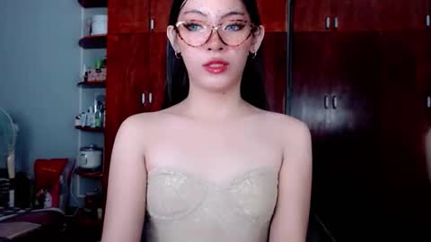 miss_hornydoll online show from September 18, 11:58 am
