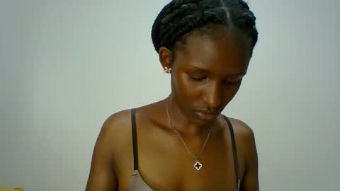 Snapshot of miss_kiki7 chatting on October 2, 1:21 pm kiki online show from October 2, 1:21 pm