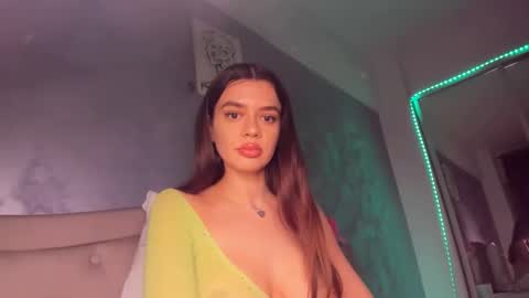 Snapshot of miss_medyson chatting on January 28, 3:14 pm miss_medyson online show from January 28, 3:14 pm