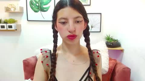 miss_nami_1 online show from January 15, 7:11 pm