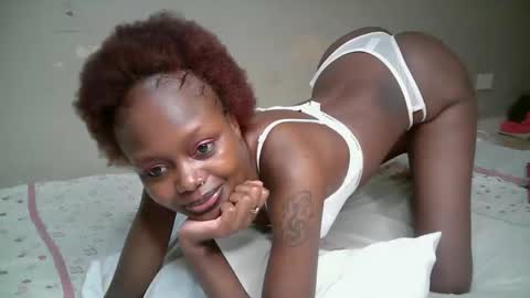 miss_pretty01 online show from April 9, 6:19 am