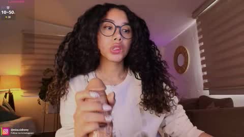 Amy Olivera online show from March 4, 12:57 pm