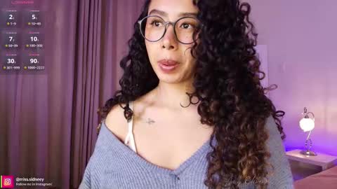 Amy Olivera online show from November 24, 12:48 pm