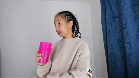 Snapshot of miss_sparkle666 chatting on January 5, 1:13 am miss_sparkle666 online show from January 5, 1:13 am