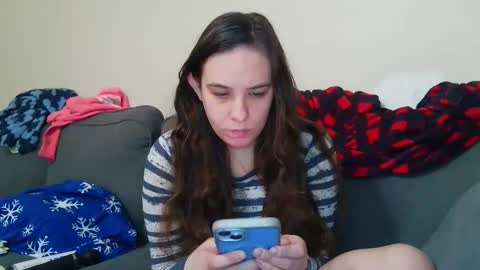 Bella online show from May 12, 4:38 pm