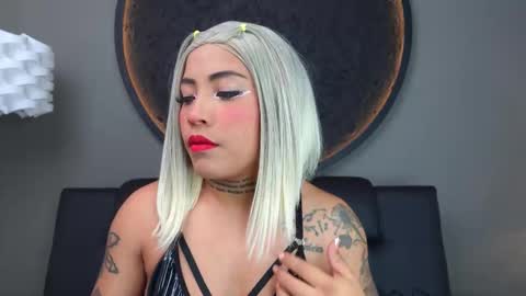 Vaiolette online show from September 17, 11:02 am