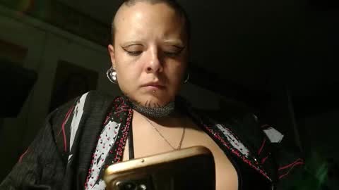 Snapshot of missanarky chatting on September 12, 3:30 am Anarkitten online show from September 12, 3:30 am