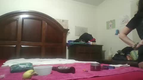 missandmrscandyshop online show from October 27, 4:40 pm