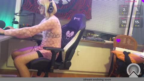 MissBeccasissy online show from December 29, 4:08 pm