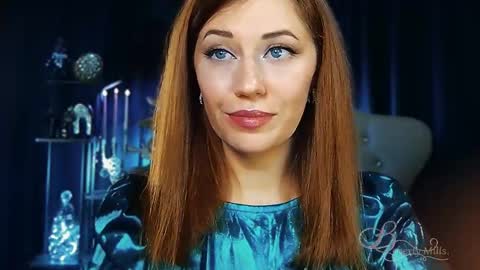 The divine Beverly online show from April 23, 1:24 pm