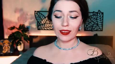 The divine Beverly online show from February 27, 9:50 am