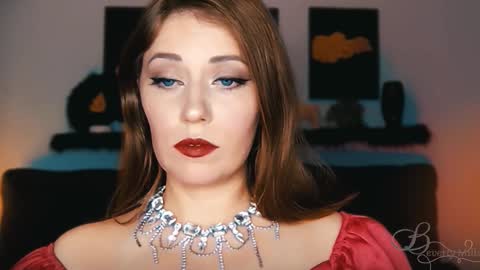 The divine Beverly online show from September 12, 6:43 pm