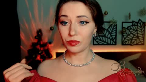 The divine Beverly online show from January 4, 3:17 pm