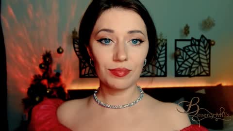 The divine Beverly online show from January 4, 9:20 pm