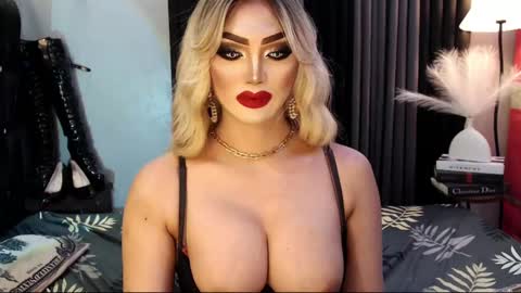 PRIESTESS CHANNEL online show from February 19, 2:23 am