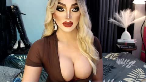 PRIESTESS CHANNEL online show from March 2, 6:16 am