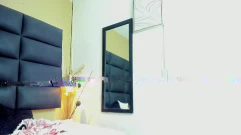 charllote online show from May 5, 9:31 pm