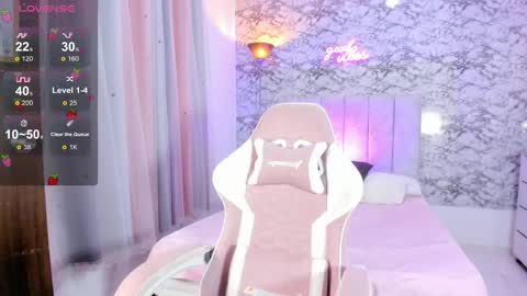 Gisell   Gigi online show from February 5, 4:10 pm