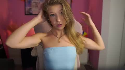 Melissa online show from November 1, 2:49 pm