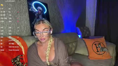 Jess online show from July 13, 6:44 pm