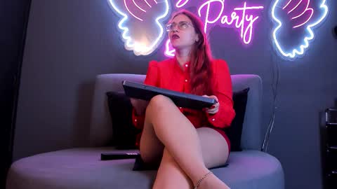 misskathyfox online show from October 16, 11:54 am