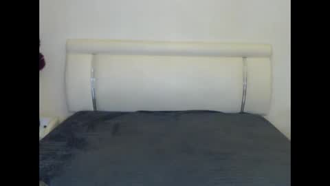 Khloe online show from September 12, 5:31 am