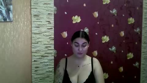 Lisa online show from January 19, 8:30 pm