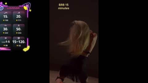 misskristel online show from November 17, 8:17 am