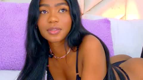 lyly  independient model online show from September 30, 5:01 pm