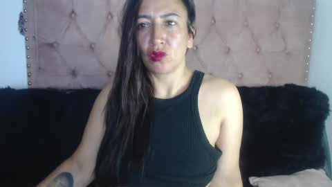 Snapshot of misslucyy1 chatting on October 7, 11:34 pm luccy online show from October 7, 11:34 pm