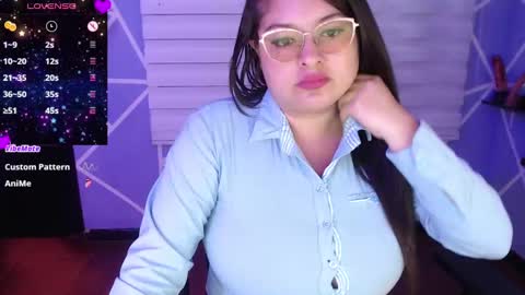 Snapshot of missmia1_ chatting on October 9, 3:50 pm Miia online show from October 9, 3:50 pm