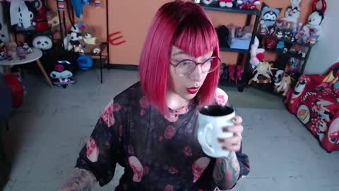 Miss Mia online show from April 13, 12:42 pm