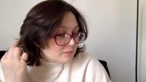 missmistressmal online show from March 18, 3:07 pm