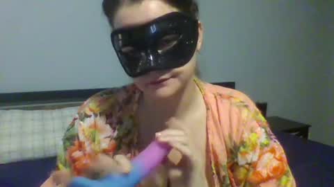 MissNiagara online show from December 6, 12:07 am