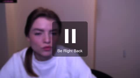 Snapshot of missoliviaa_ chatting on February 23, 11:22 am Olivia online show from February 23, 11:22 am