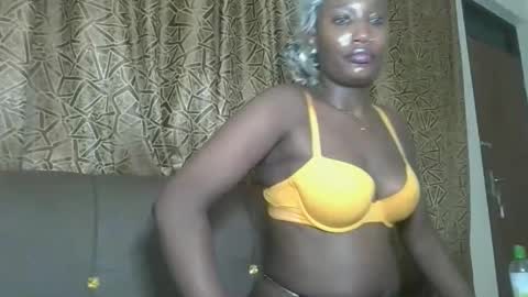 pretty gal online show from November 18, 10:02 pm