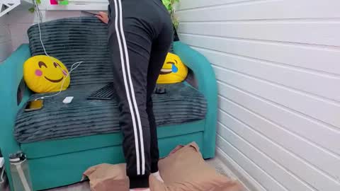 . online show from November 21, 6:55 am