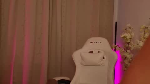 Medussa online show from March 2, 4:14 pm