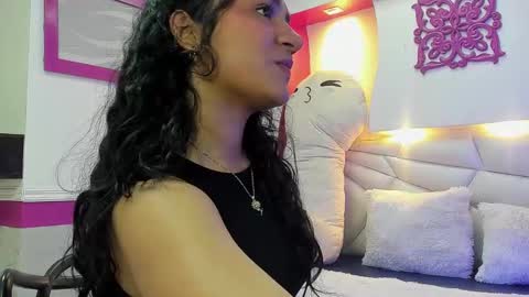 Missy  online show from November 6, 6:33 pm