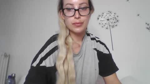 Snapshot of missy_matrix chatting on September 23, 7:46 am Missy matrix online show from September 23, 7:46 am